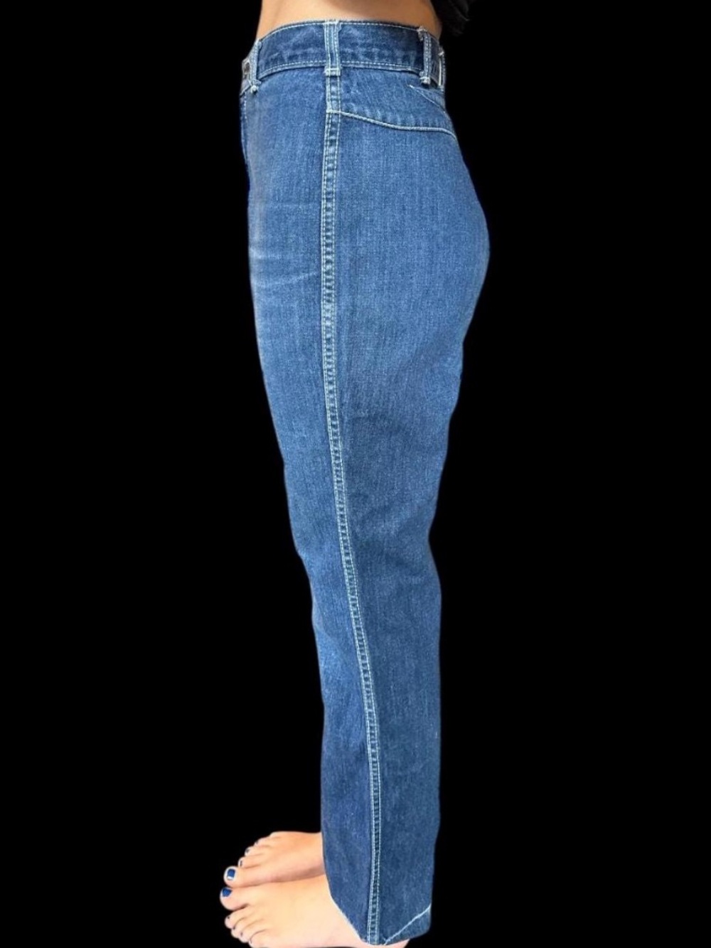 VINTAGE ‘ Fancy Ass ‘ 70s High Waisted Jean V Cute Back Detail. - Picture 2 of 10